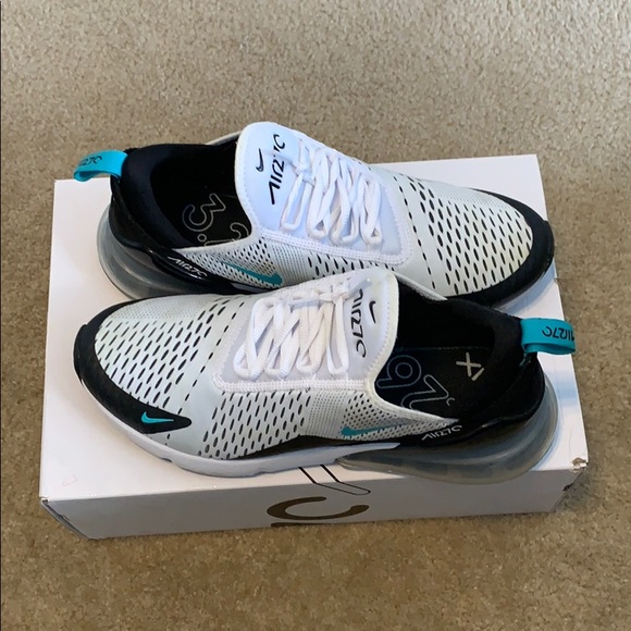 Nike Other - Nike air max 270